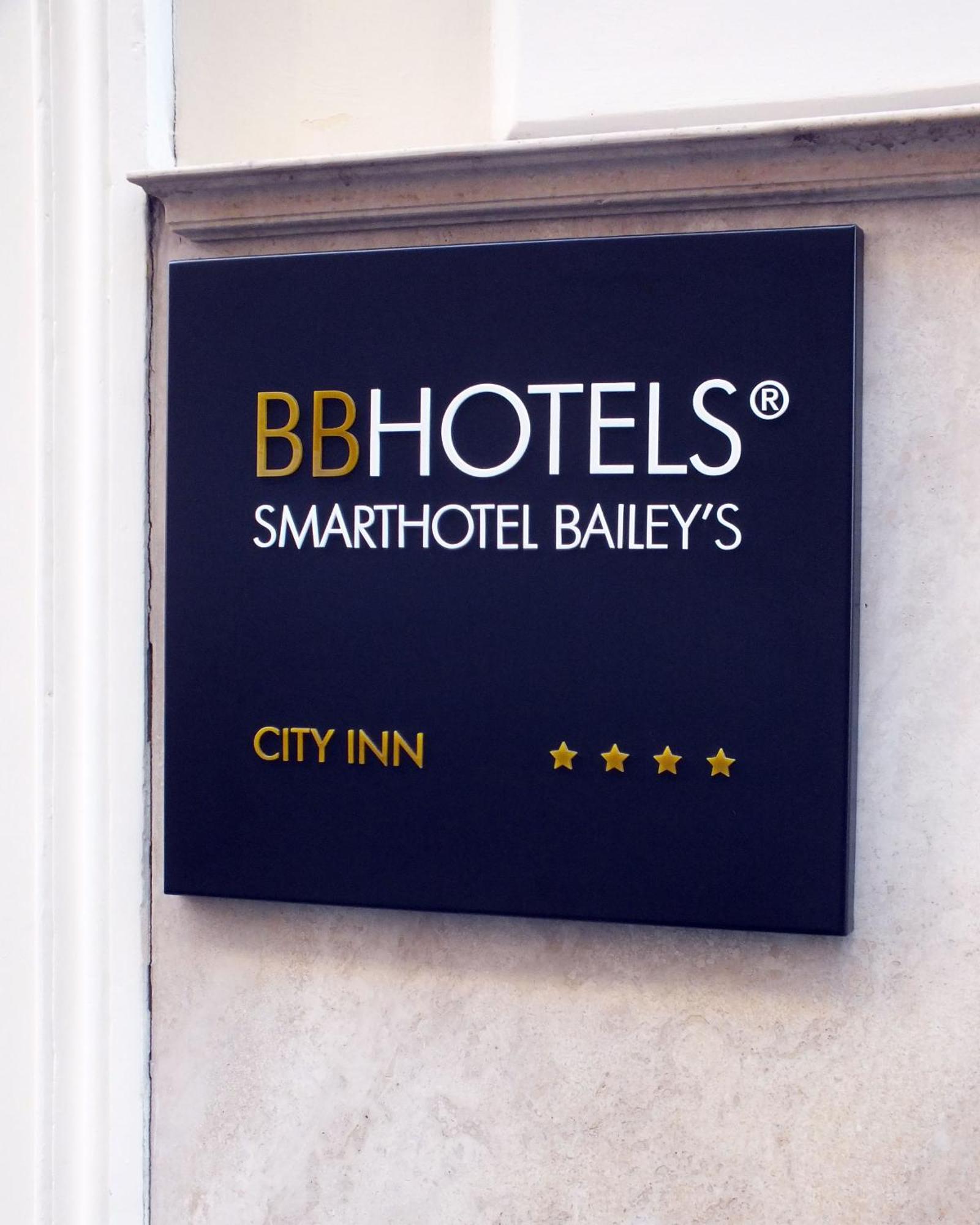 Bb Hotels Smarthotel Bailey'S Rome Exterior photo